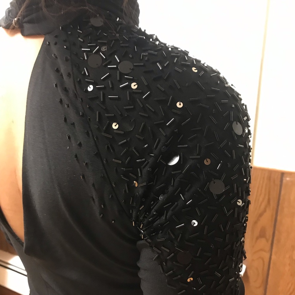 Dress - Picture 4 of 4